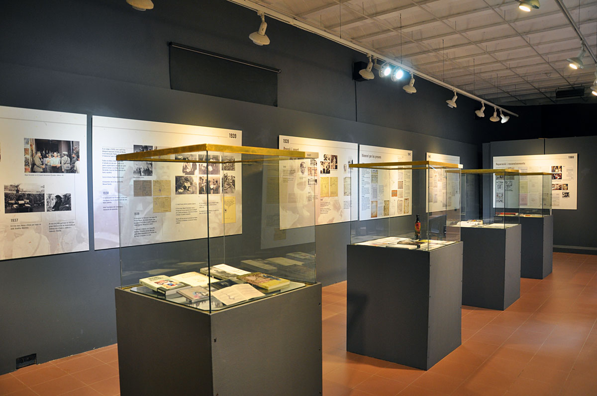 Disseny d'exposicions per museus. Estudi Marta Sansa. Badalona